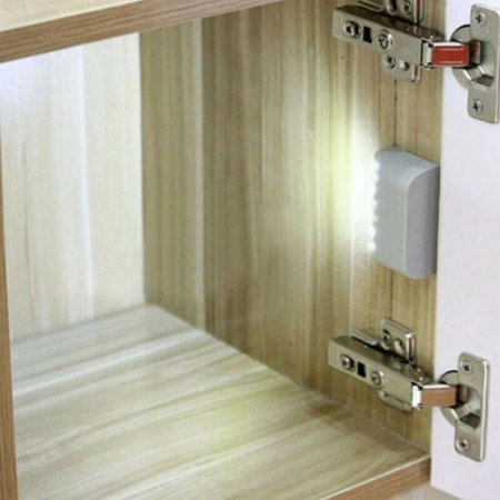 Lampka LED do szafki szafy szuflady - biała - 7LED z czujnikiem ruchu